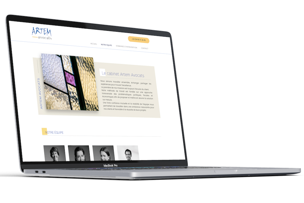 création site internet à biarritz- Mockup d’un ordinateur portable ouvert affichant la page d’accueil du site d’Artem Avocats à Lyon, conçu sous WordPress avec refonte UX, contenus et SEO.