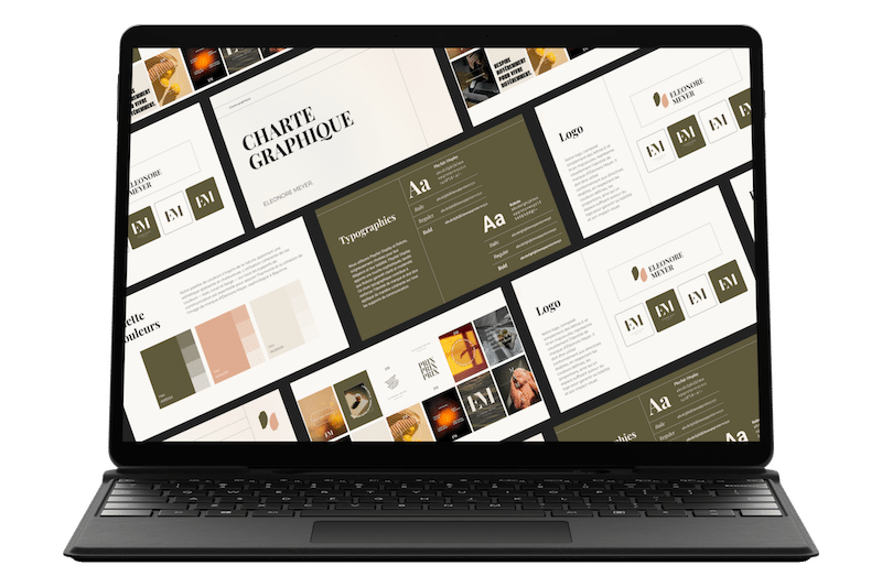 création site internet Hossegor-Mockup d’ordinateur montrant la charte graphique complète d’Éléonore Meyer, sophrologue à Bayonne, avec couleurs, typographies et éléments visuels, réalisé par Studio Pieuvre pour site web et réseaux sociaux.